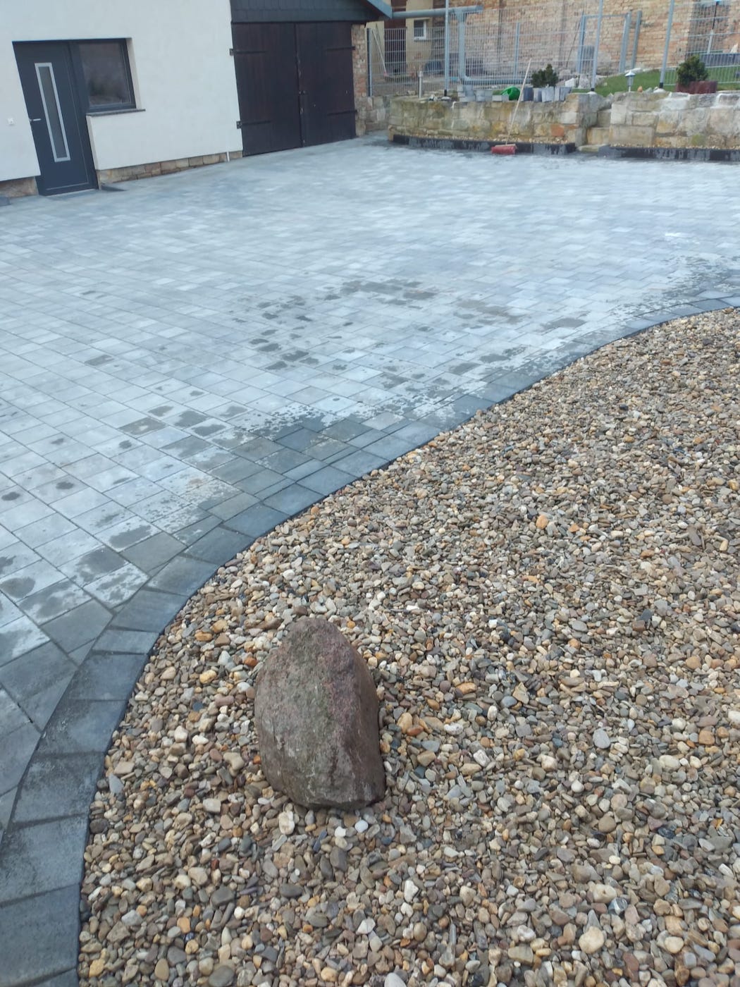 Von Goki Bau gepflasterter Weg in Halle